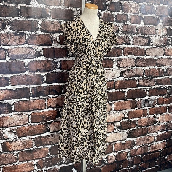 Sienna Sky Leopard Print Midi Dress Fit & Flare V-Neck Brown Size Small S - Picture 7 of 17